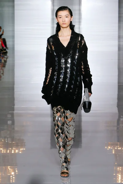 Look 72